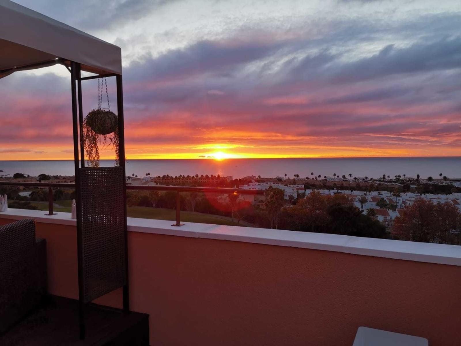 Апартаменты Penthouse Касарес Экстерьер фото